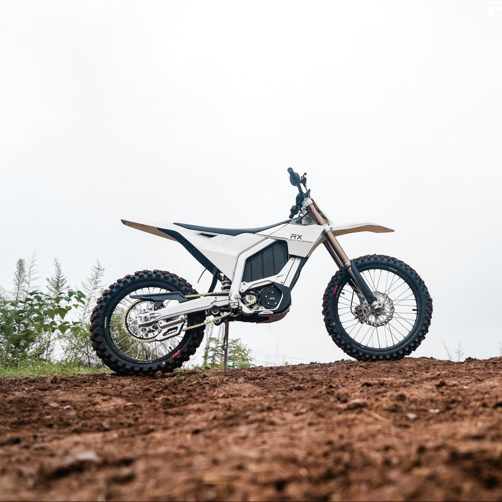 Rerode RX Midsize Dirt Bike Side View Outdoor Background